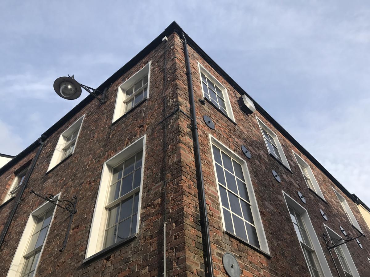 Ty Glyndwr Bunkhouse, Bar And Cafe Hostel Caernarfon Exterior photo